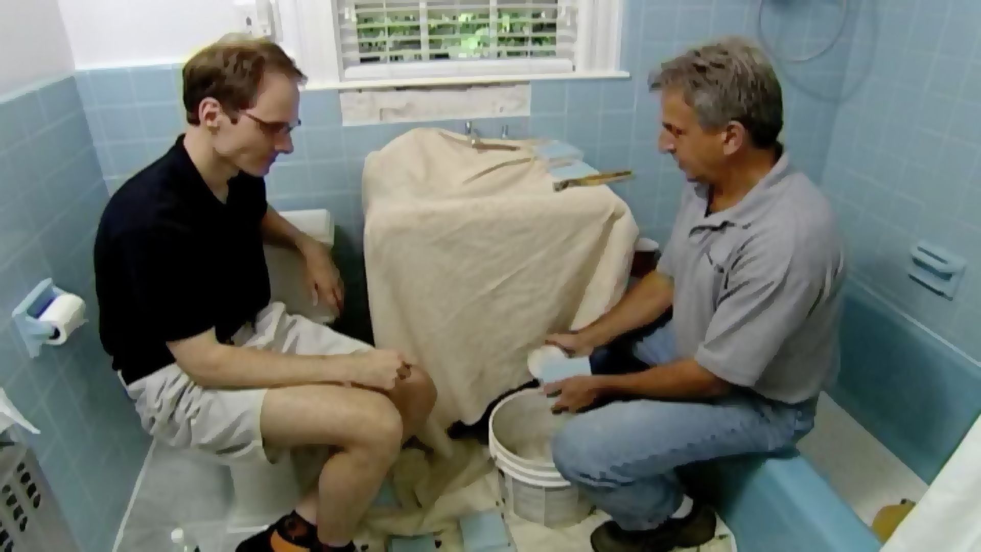 How to Replace a Wall Tile