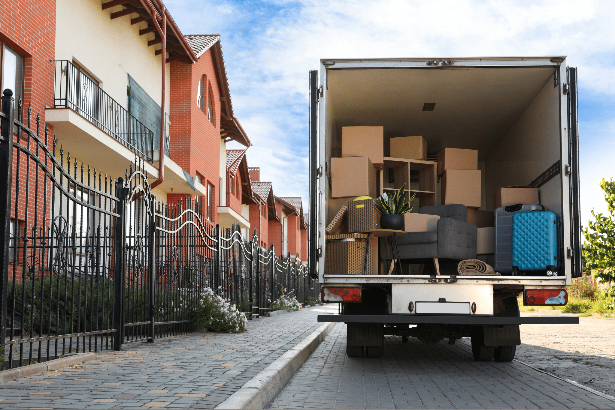 How To Move Cross-Country on a Budget